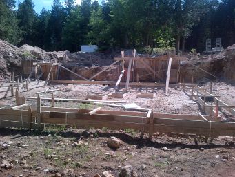 4. site-work/1. footings/West Grey-20170725-00499